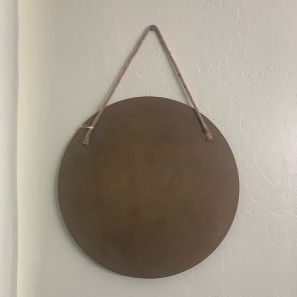 Round Decorative Sign - Picture 2 of 2